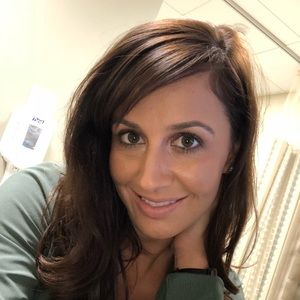 Meet your Posher, Melissa